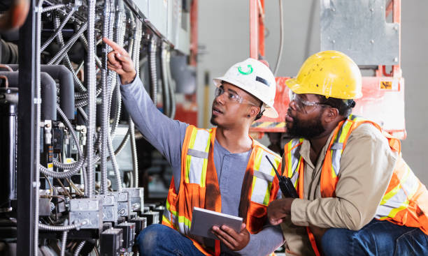 Best 24-Hour Electrician  in Huntsville, MO
