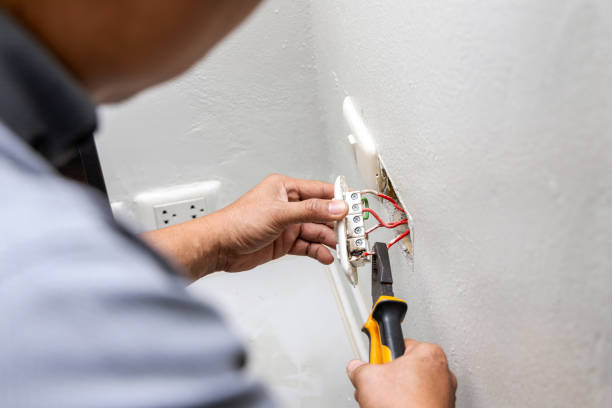 Best 24-Hour Electrician  in Huntsville, MO